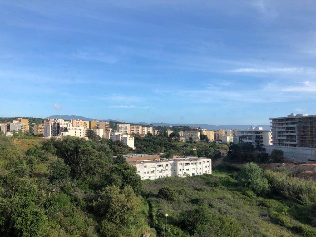 Spacieux Studio Lumineux Proche Du Centre Ajaccio  Luaran gambar